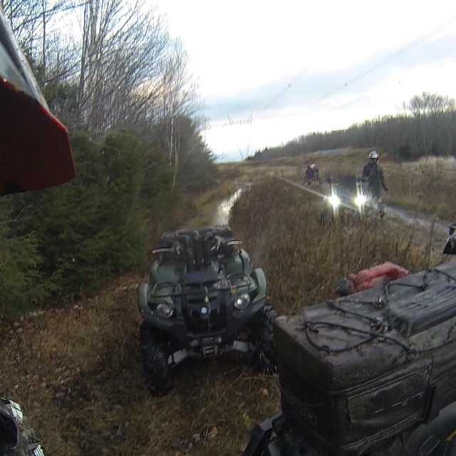 Clown squad on a #Honda #bigred #SwampDonkeys Off Road Club: @webez9 @tomdrich @chriscross4653 @timmerlegrand @smithjaret @adam.stanley549