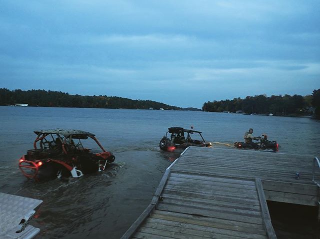 Two Polaris saving a can am.