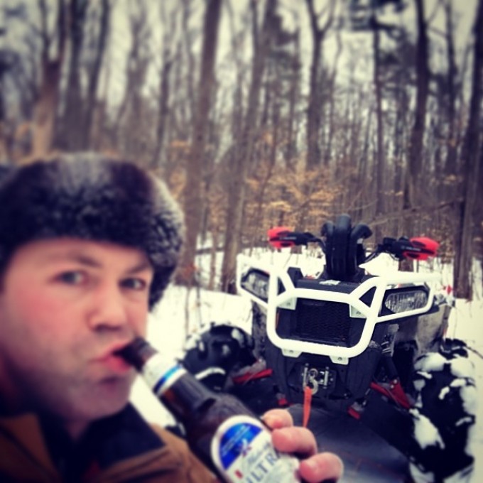 Stopped for a quick break #swampdonkeys #scrambler850 #polaris #beer