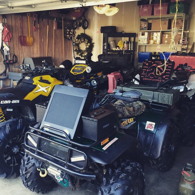 It’s getting a wee bit crowded in here #SwampDonkeys