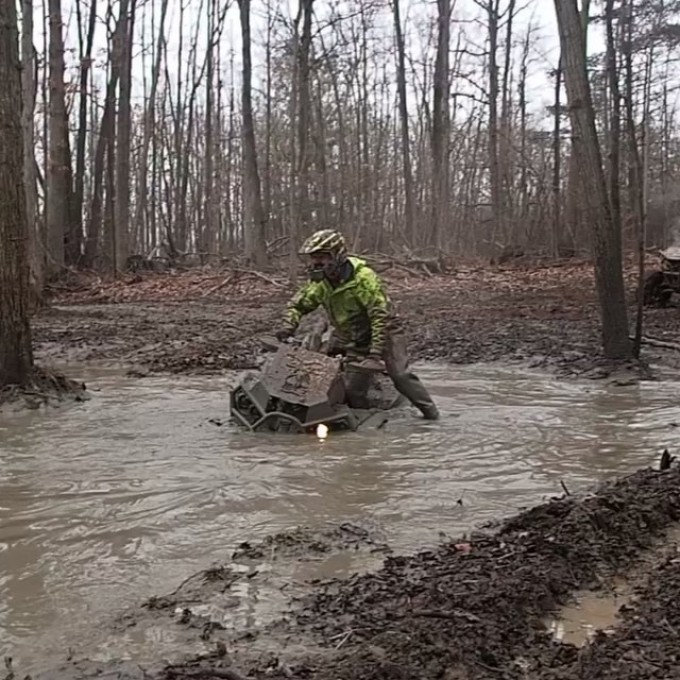 @martin_g_ace trying to get the #renegade thru a mud hole. Looks like #Highlifter #ol2 weren’t enough #swampdonkeys