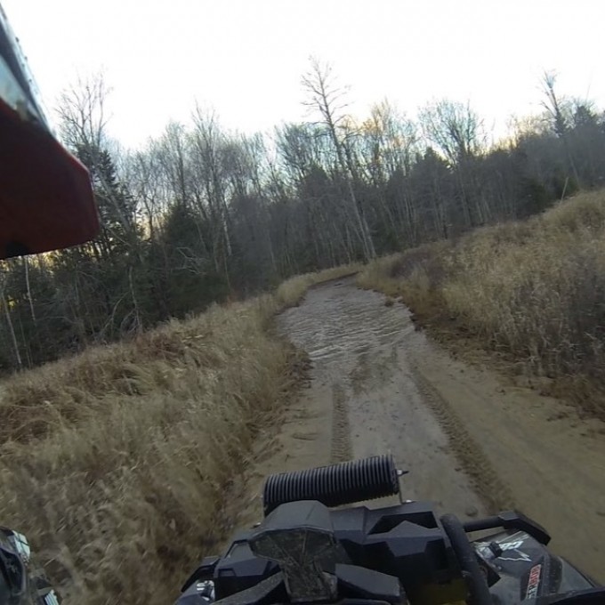 Trying to keep up to the #rzr on the way home on my #xmr #800r #swampdonkeys