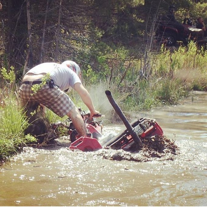 Stuck in a rut but still running! Lol #swampdonkeys