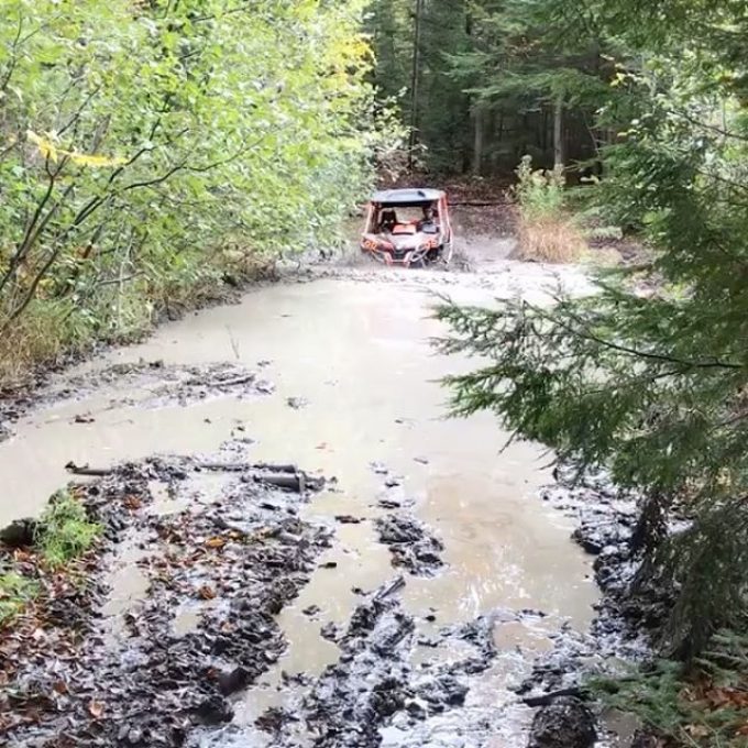 #canam #maverickxmr playing in a rocky hell hole mess. Axel snapper hole. #swampdonkeys