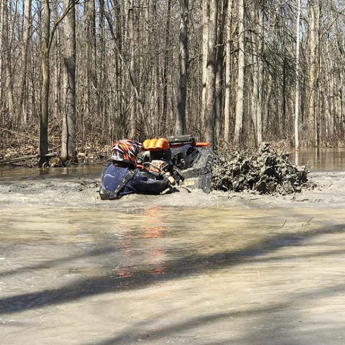 @sawmiller07 going deep #highlifter #1000 #swampdonkeys