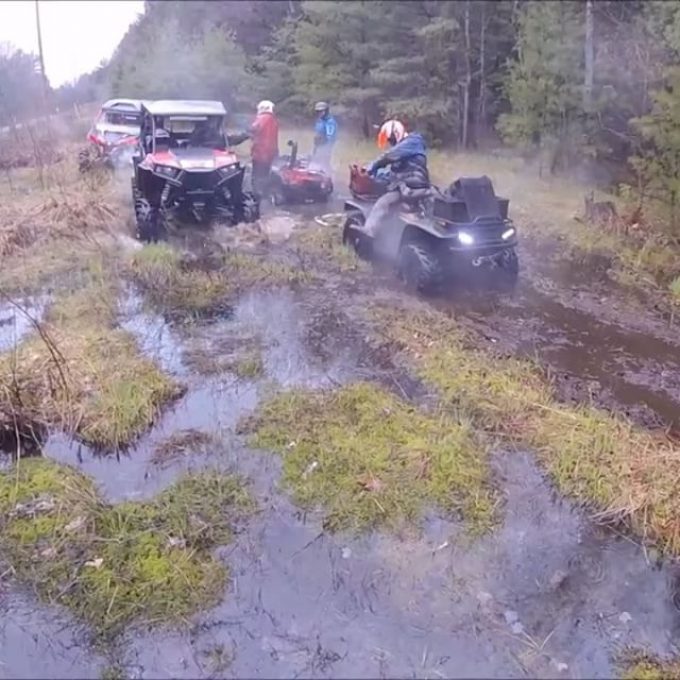 #polaris #rzr and #canam #MaverickXMR passing the boys stuck on a stump. #arcticcat #broke an #axle #swampdonkeys