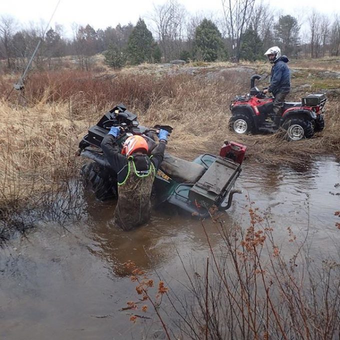 @tomdrich taking his #kittycat for a bath. #cats hate water. #arcticcat #textronoffroad #swampdonkeys