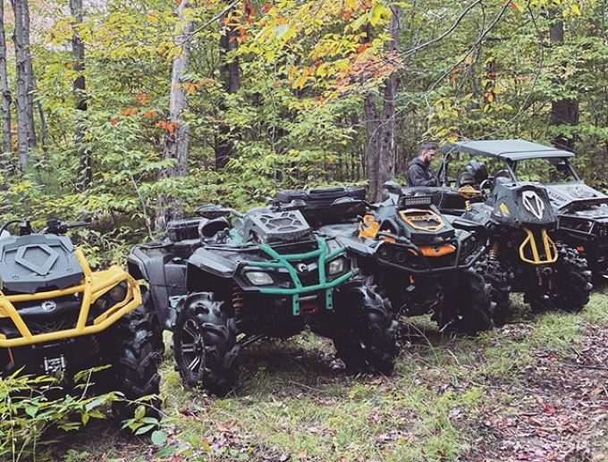 Impressive lineup of #canam and one #polaris for the #photobomb #swampdonkeys