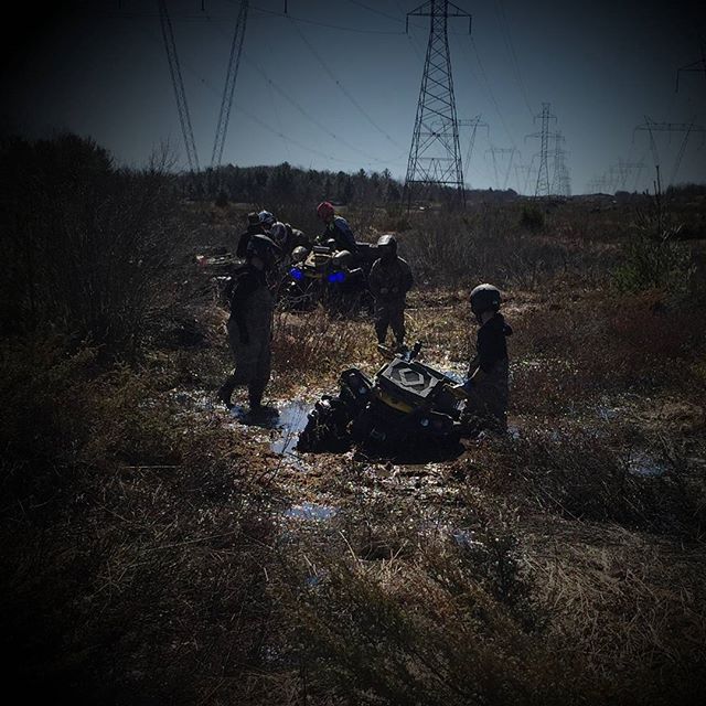 @webez9 stuck in a whole while the #swampdonkeys sit back and watch