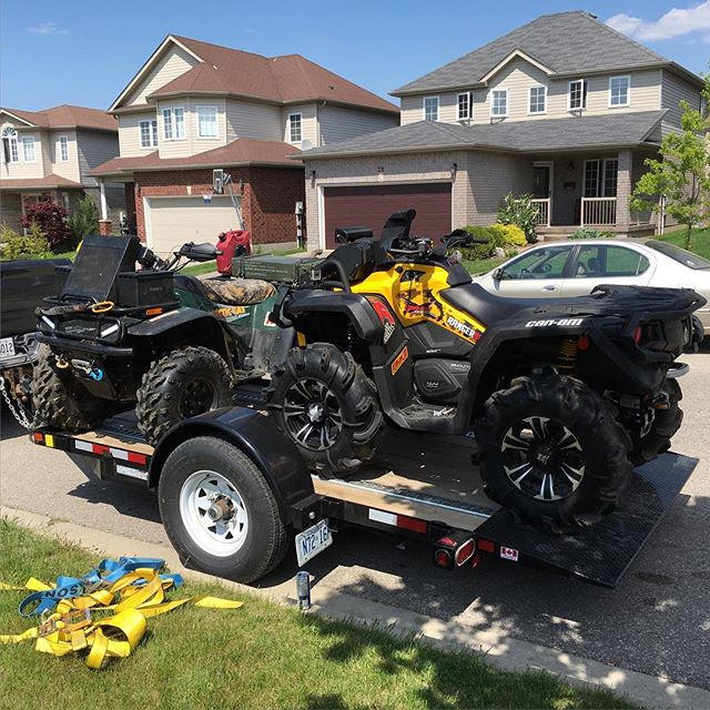 Trailer loaded up.