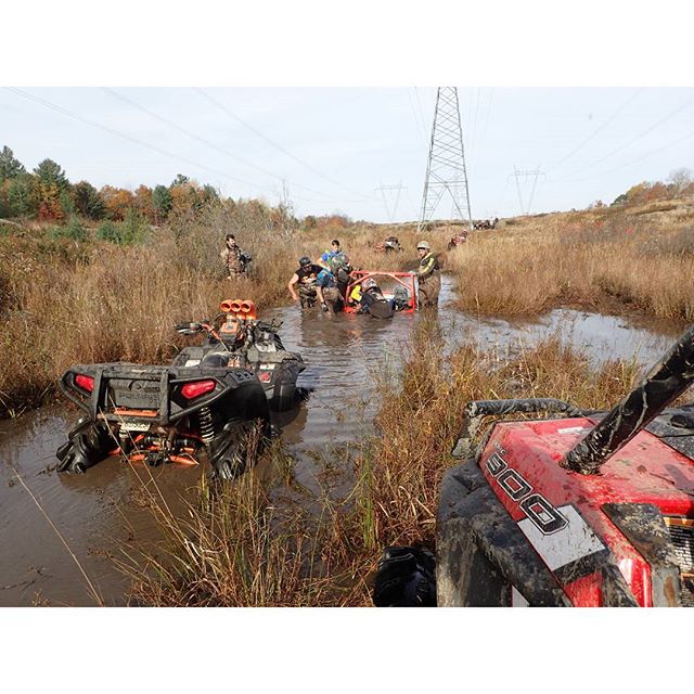 @Martin_G_Ace #MaverickXMR #stuck #planted - only took 5 machines to pull him out #swampdonkeys #rzr900 #sportsman1000